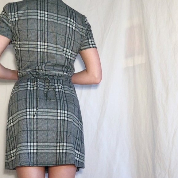 Zara Trafaluc plaid wrap dress - Picture 3 of 5